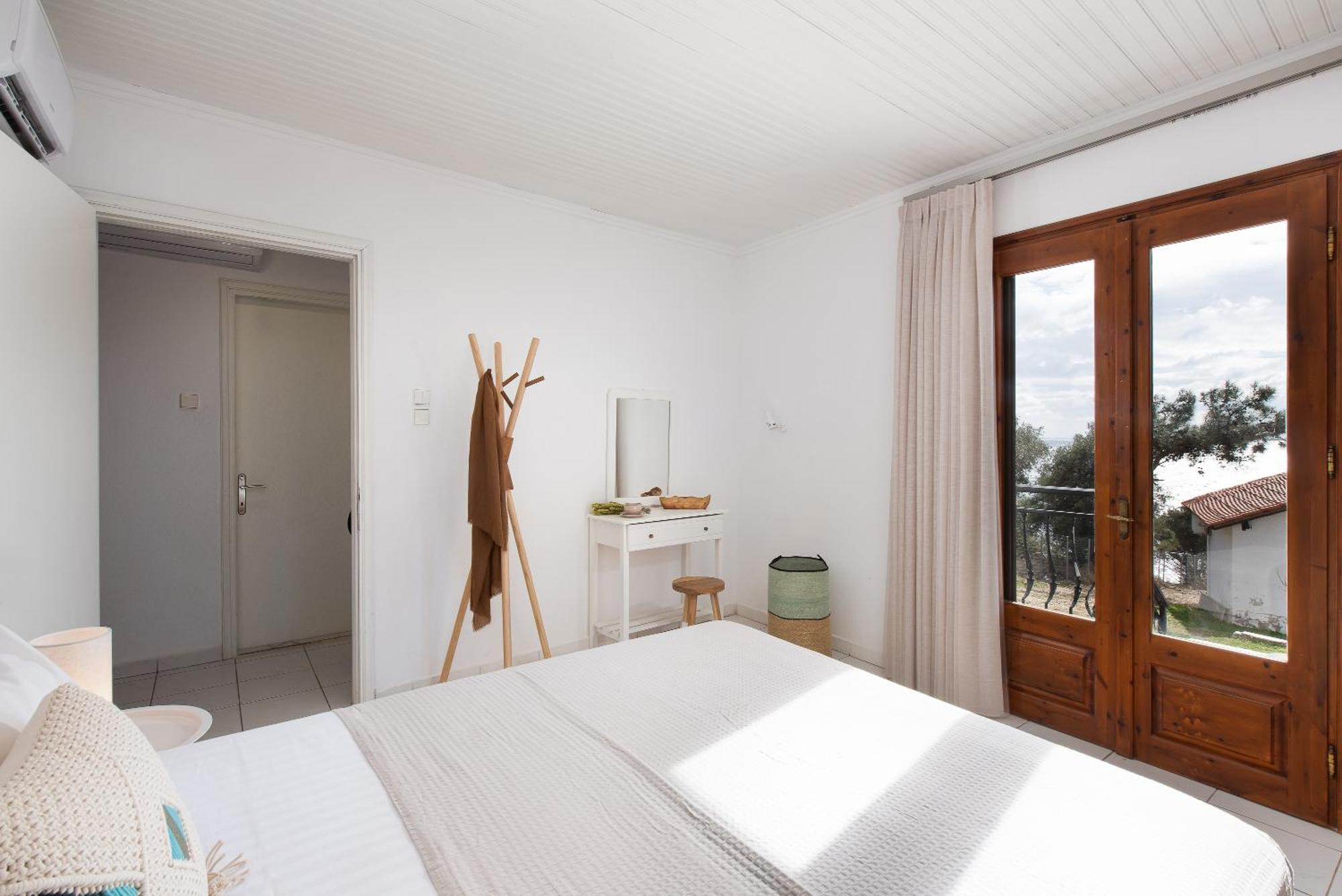 Acroterra - Easy Living Aparthotel Aliki  Exterior photo